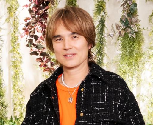 井上ヨシマサの現在の妻は誰？貴島サリオとの離婚理由も徹底解説