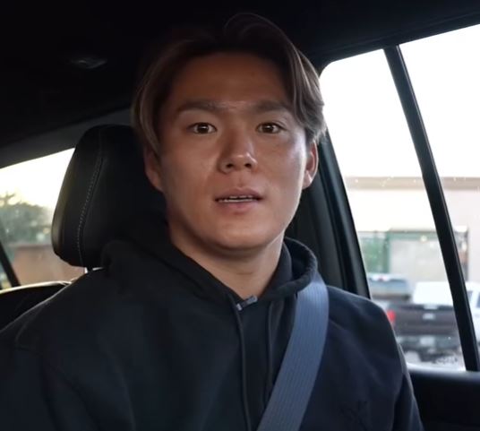 山本由伸の実家は金持ち？噂の真相と父親の職業・家庭環境を徹底解説