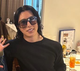 ローランドの父親は松尾洋一！有名ギタリストの経歴や家族構成を解説