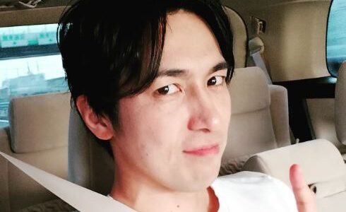 高橋光臣の父親はどんな人？不動産業の家業や家族構成を解説