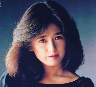 藤谷美和子の現在は？目撃情報や旦那・活動休止の真相も解説